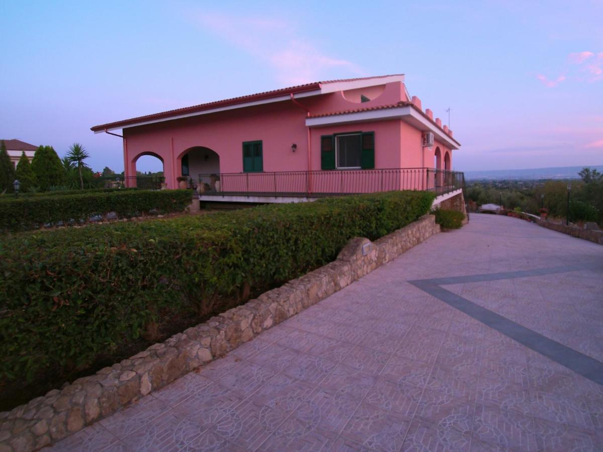 La Maison Di Elenoire Augusta Luaran gambar